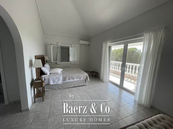 photo 11 Villa Blanc – Elegant Coastal Living in Porto Heli’s Prestigious Riviera