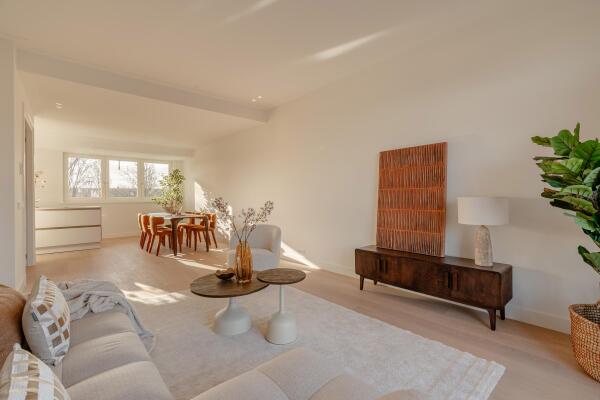 photo 9 Olympiaplein 43 B