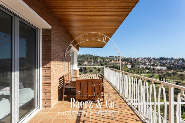 photo 37 Independent house with a pool, garden, and large terraces in La Plana – Bellsoleig