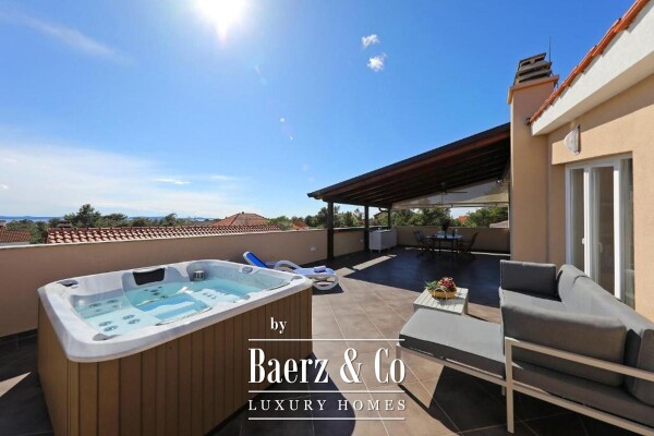 photo 6 Zadar, Privlaka, beautiful villa with great potential
