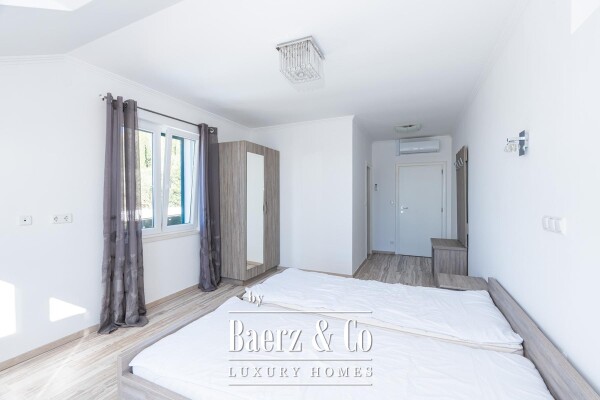 photo 19 Dubrovnik Area - Trsteno, House with Pool and Sea View