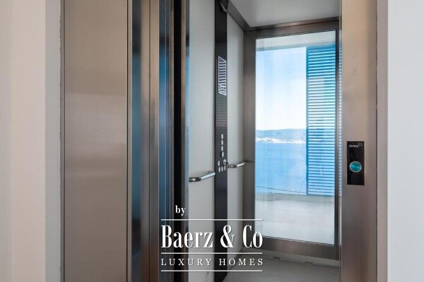 photo 9 Omiš, modern villa with swimming pool and panoramic sea view