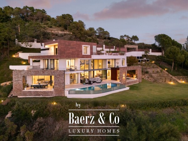 photo 1 Villa - El Madroñal - Benahavis - Ref: 8725