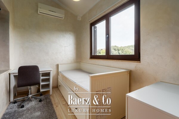 photo 8 Istria, Vrsar - Spacious 3-Bedroom Apartment in a Prime Location, 300 m from the Sea