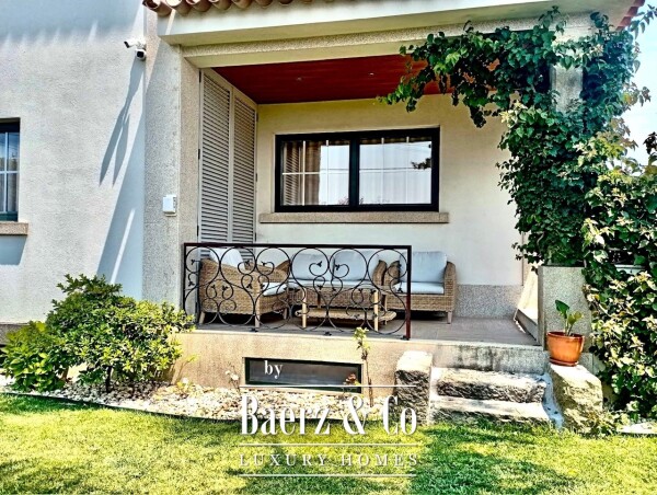 photo 5 Luxury furnished 5-Bedroom Villa