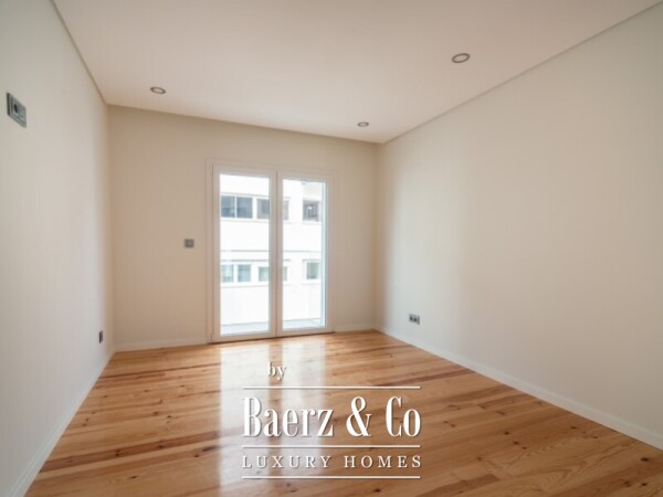 photo 8 4 bedroom apartment with terrace in São João do estoril