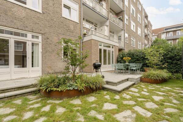 photo 21 Milletstraat 44